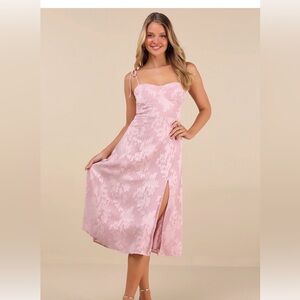 Loveliest Looks Blush Pink Floral Jacquard Tie Strap Midi Dress size XS EUC